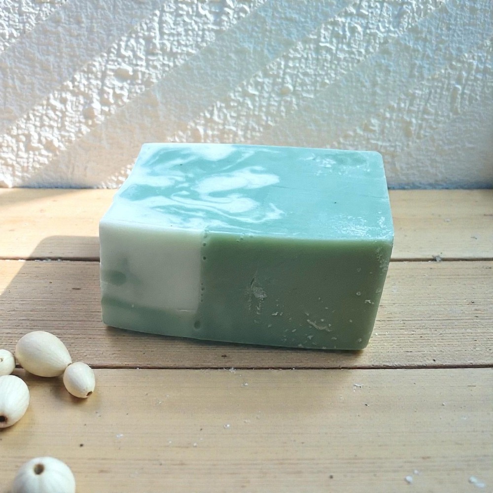 Artisan‎ Handmade Men's "Hollister Break Line"  Scent Donkey Milk Soap 4 oz. - Picture 4 of 9